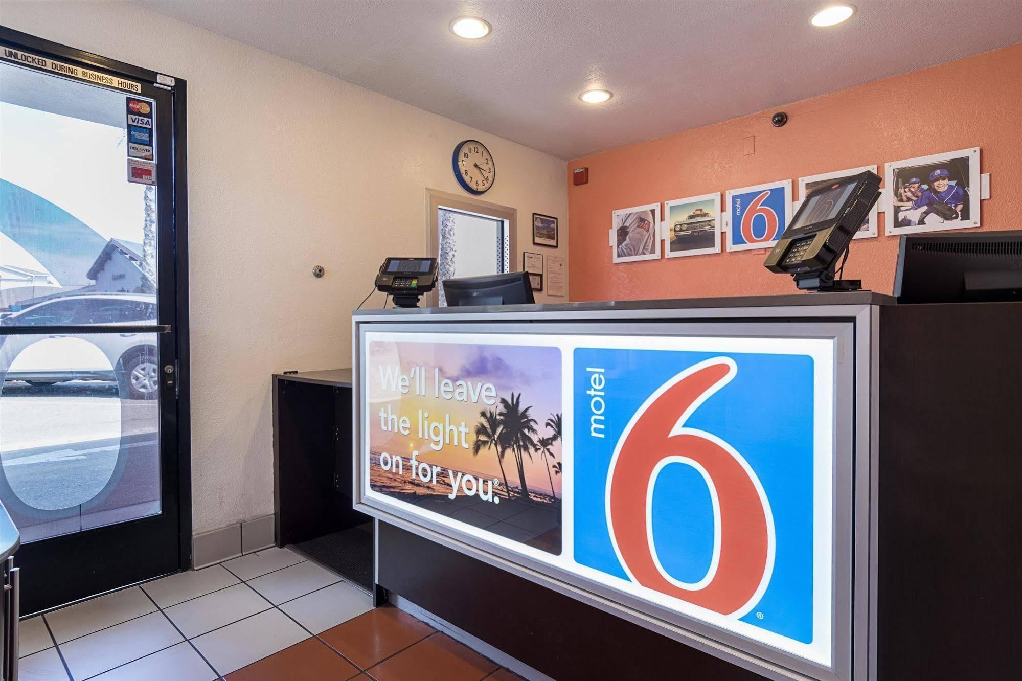 Motel 6-Santa Barbara, Ca - State Street Exterior foto