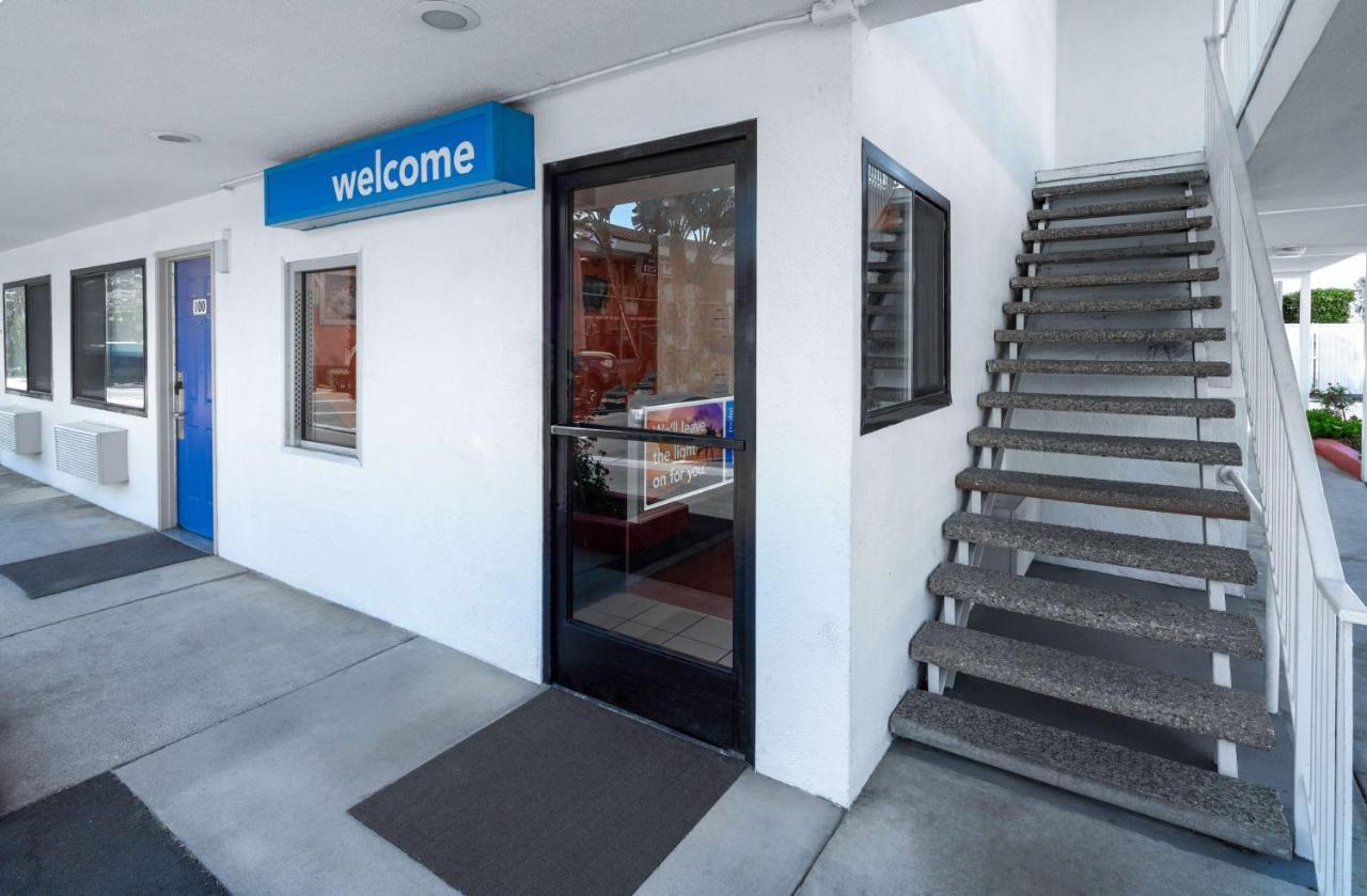 Motel 6-Santa Barbara, Ca - State Street Exterior foto